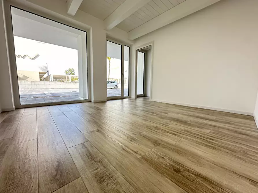 Immagine 19 di Appartamento in vendita  in via gorizia a Jesolo