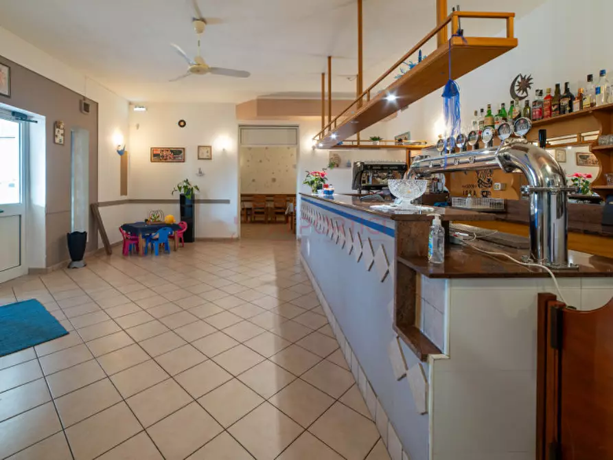 Immagine 17 di Negozio in vendita  in Via Alto Adige a Campolongo Maggiore