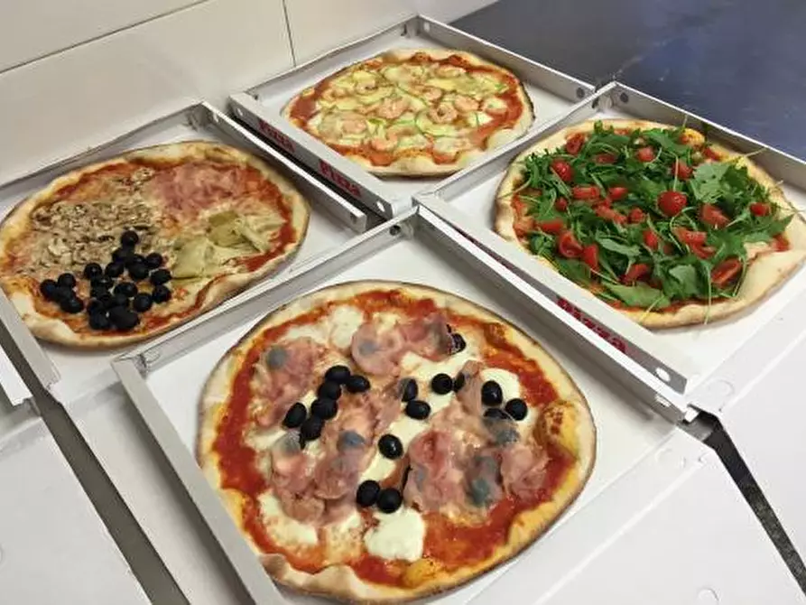 Immagine 5 di Attività commerciale in vendita  a Creazzo