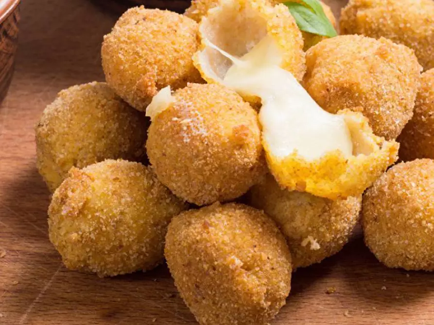 Immagine 9 di Attività commerciale in vendita  a Creazzo