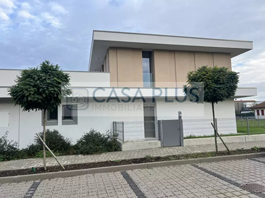 Immagine 2 di Villetta a schiera in vendita  a San Martino Di Lupari