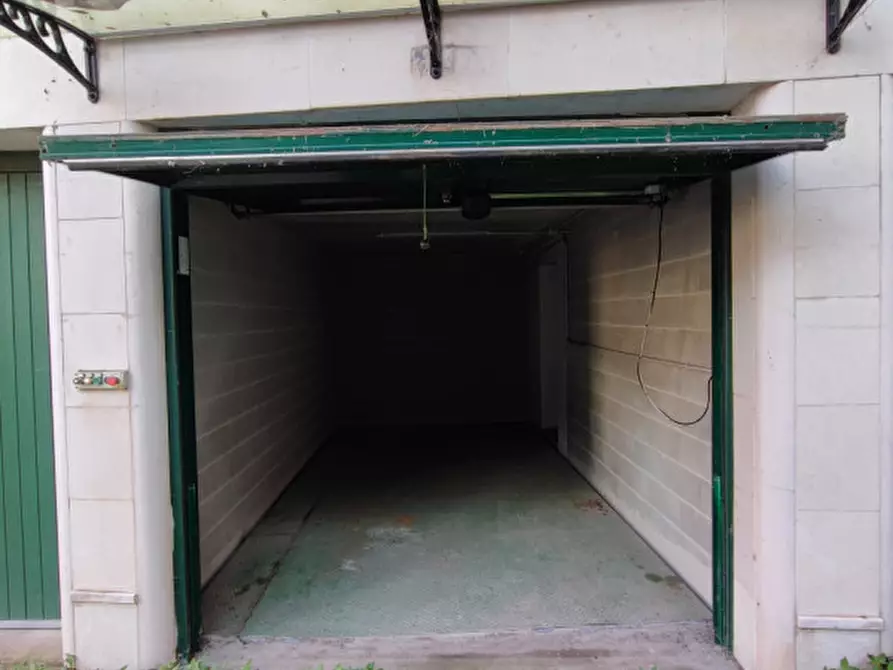 Immagine 4 di Magazzino in vendita  in vicolo basso acquar a Verona