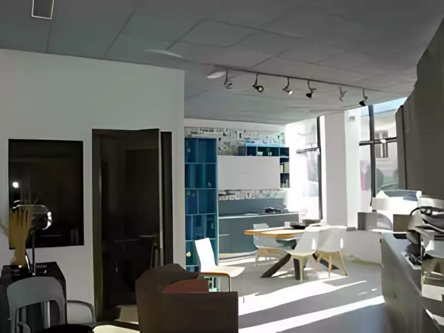 Immagine 2 di Negozio in vendita  in via don giuseppe diana, n. snc a Gubbio