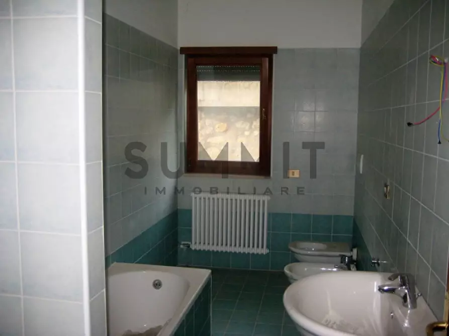 Immagine 8 di Appartamento in vendita  in Schio - limitrofi a Schio