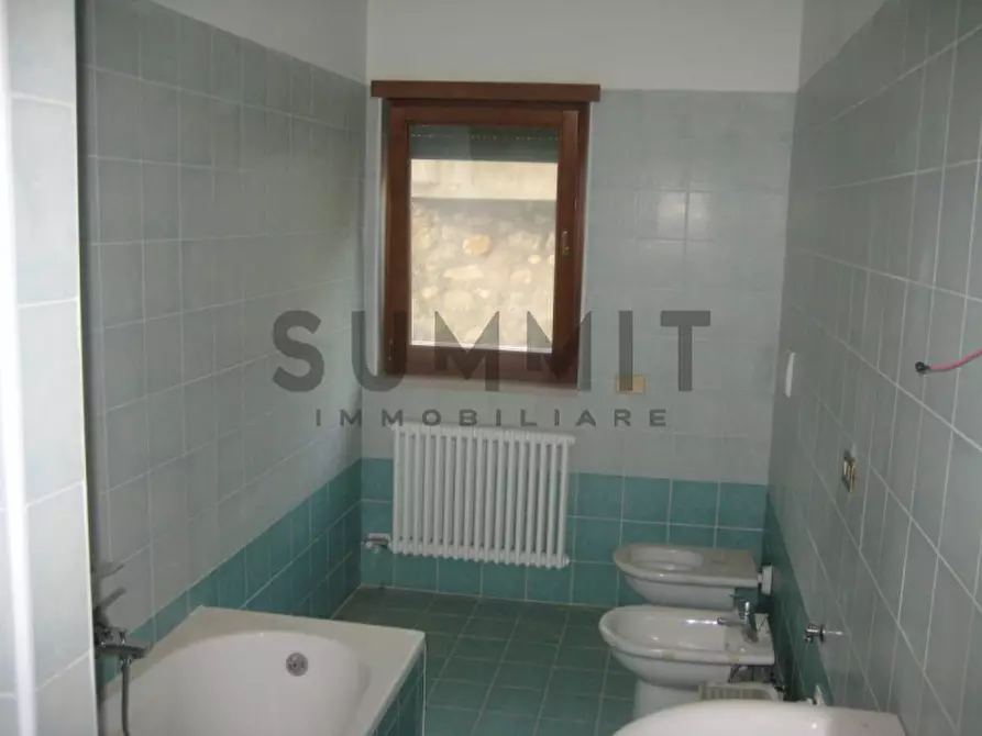 Immagine 9 di Appartamento in vendita  in Schio - limitrofi a Schio