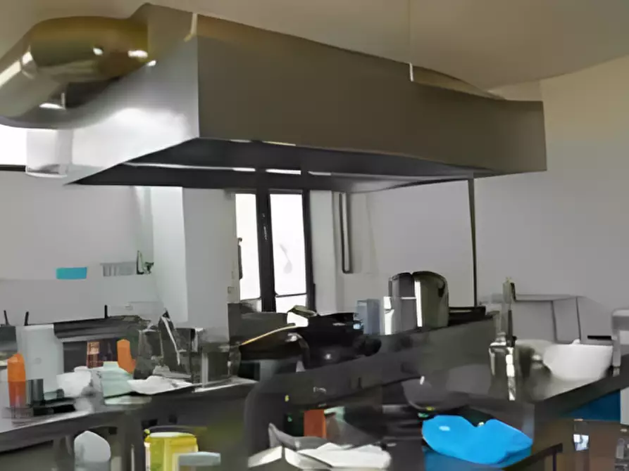 Immagine 2 di Attività commerciale in vendita  in via don giuseppe diana, n. snc a Gubbio