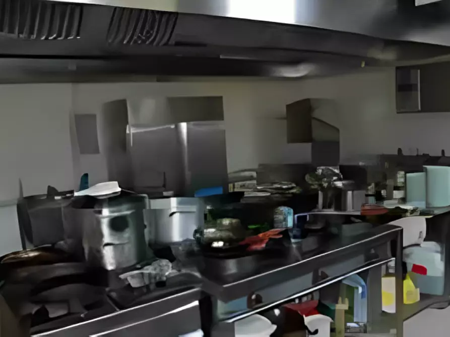 Immagine 3 di Attività commerciale in vendita  in via don giuseppe diana, n. snc a Gubbio