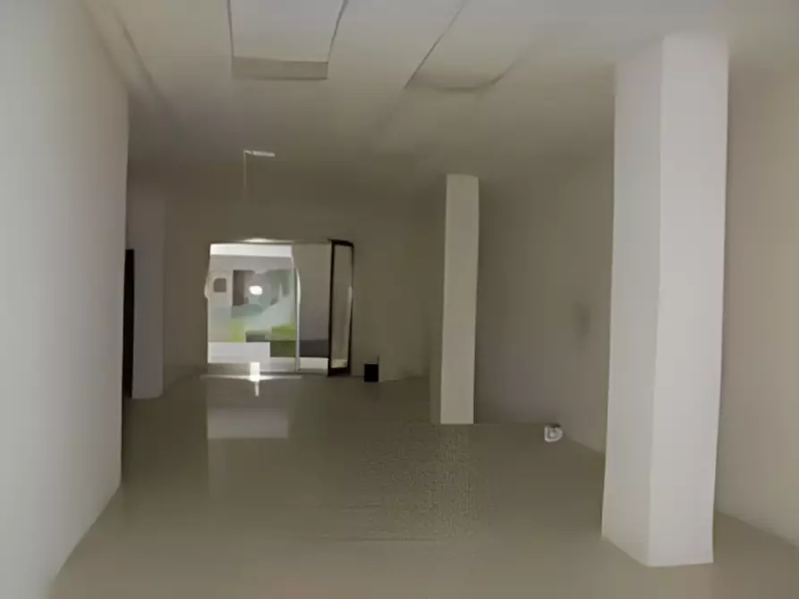 Immagine 6 di Attività commerciale in vendita  in via don giuseppe diana, n. snc a Gubbio