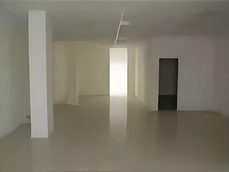 Immagine 8 di Attività commerciale in vendita  in via don giuseppe diana, n. snc a Gubbio