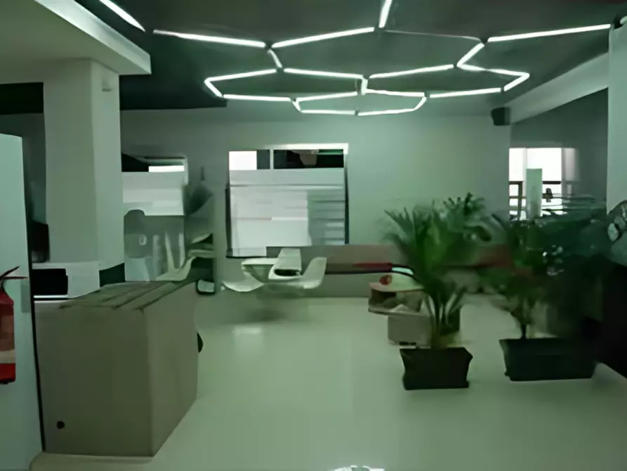 Immagine 10 di Attività commerciale in vendita  in via don giuseppe diana, n. snc a Gubbio