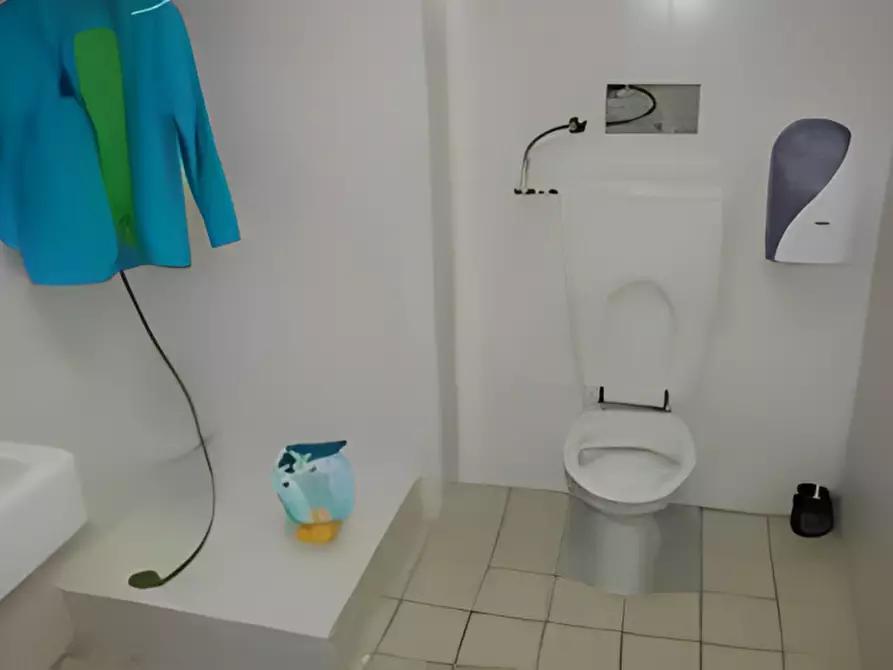 Immagine 11 di Attività commerciale in vendita  in via don giuseppe diana, n. snc a Gubbio