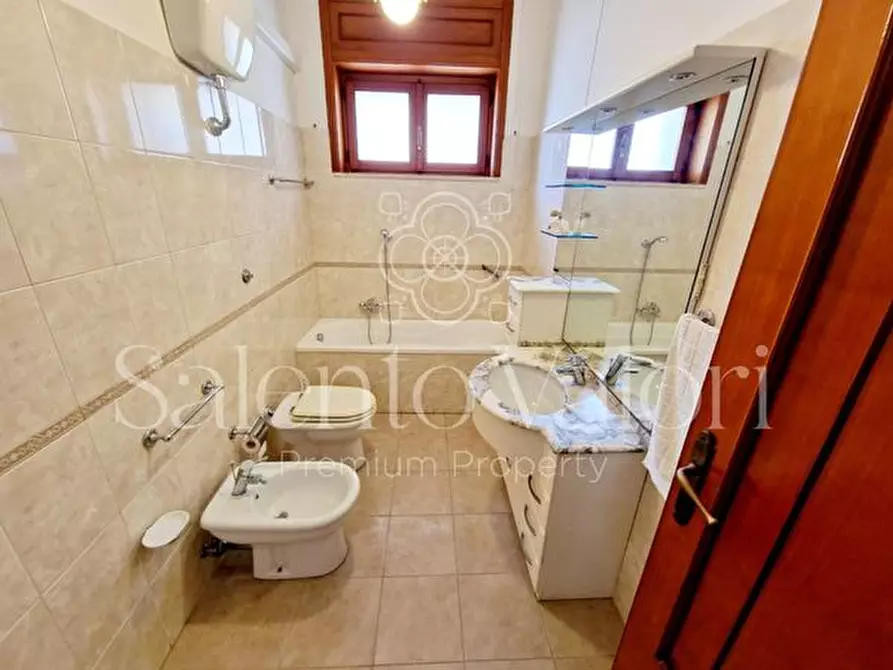 Immagine 32 di Appartamento in vendita  in Via Adige 26 a Casarano