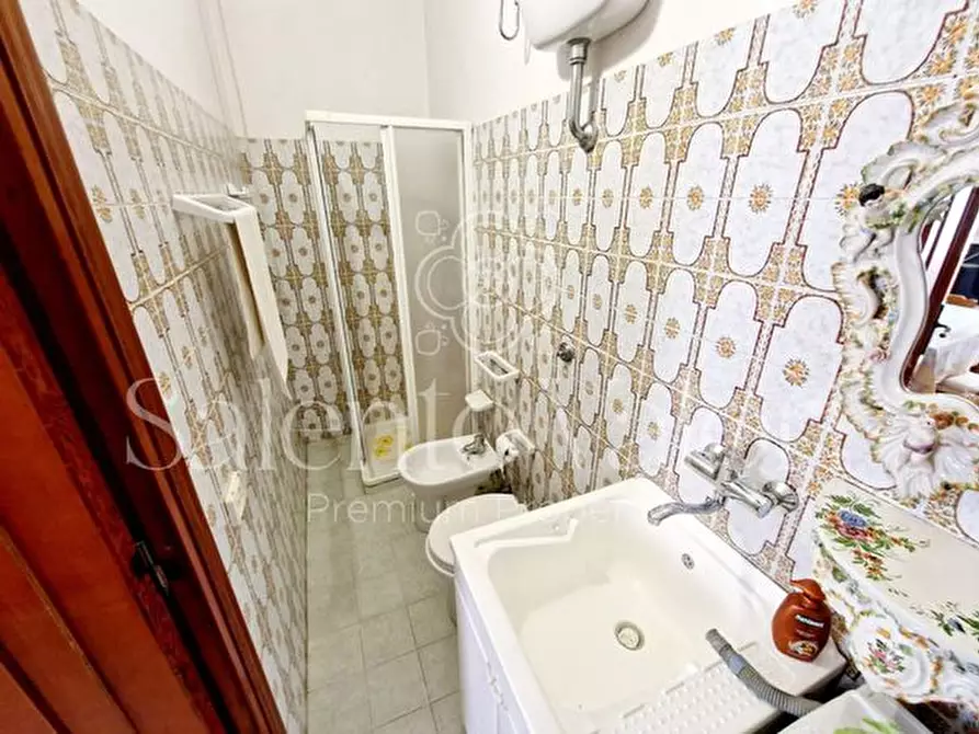 Immagine 33 di Appartamento in vendita  in Via Adige 26 a Casarano