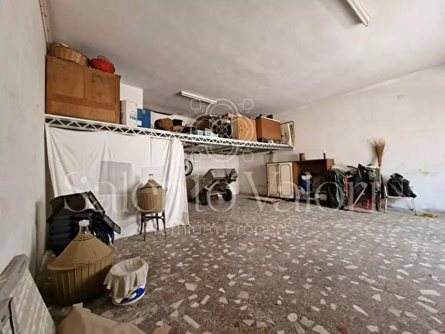 Immagine 48 di Appartamento in vendita  in Via Adige 26 a Casarano