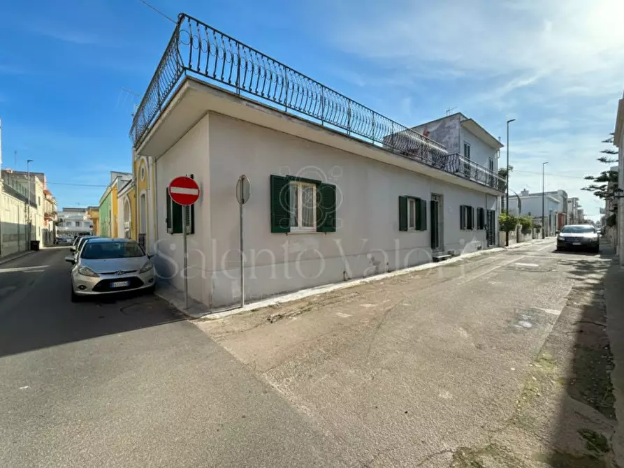 Immagine 1 di Casa indipendente in vendita  in Via Felice Trizio 1 a Collepasso