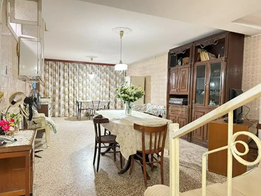 Immagine 34 di Casa indipendente in vendita  in Via Felice Trizio 1 a Collepasso