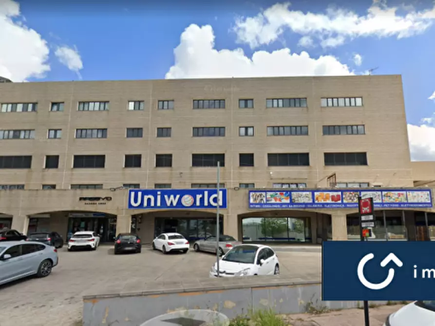Immagine 1 di Attività commerciale in affitto  in Predda Niedda a Sassari