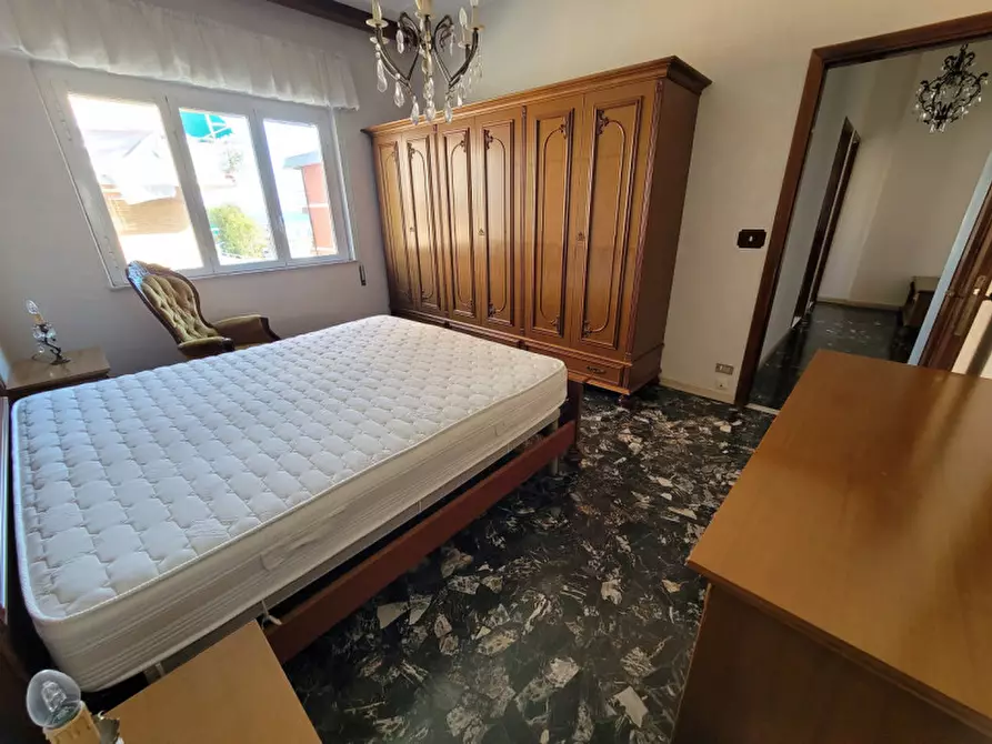 Immagine 8 di Appartamento in vendita  in Via Nizza 80 a Savona