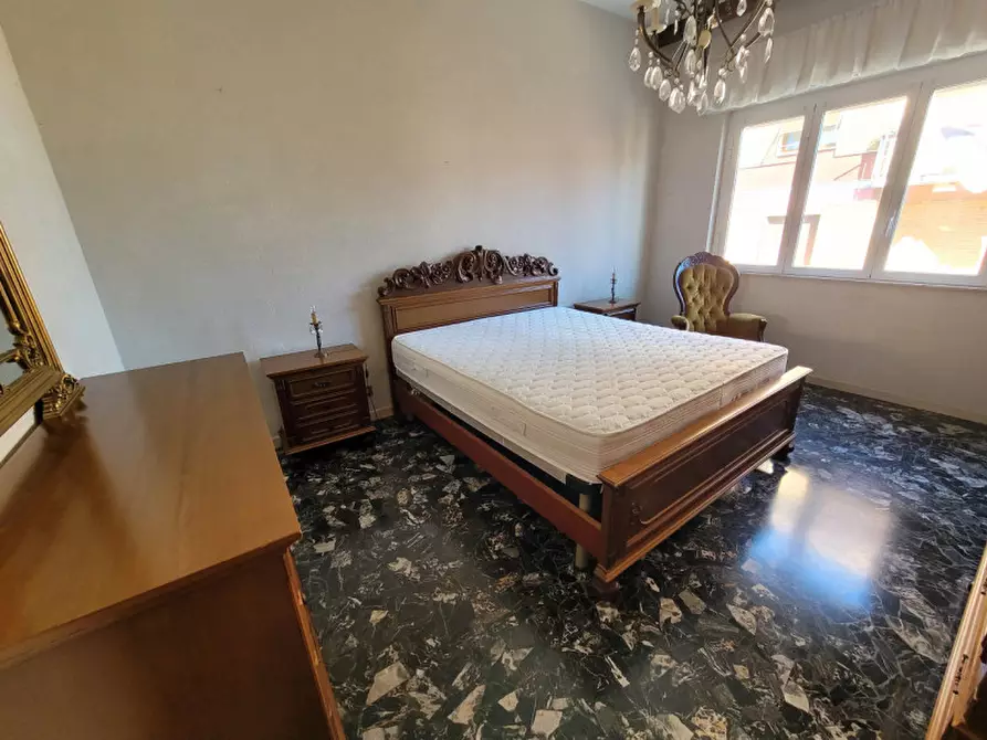 Immagine 9 di Appartamento in vendita  in Via Nizza 80 a Savona