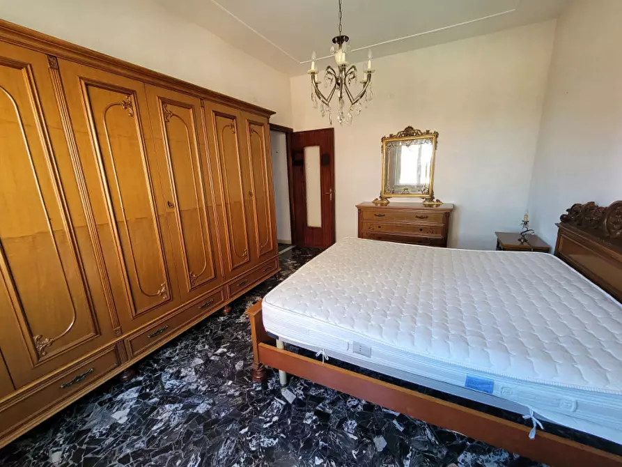 Immagine 10 di Appartamento in vendita  in Via Nizza 80 a Savona