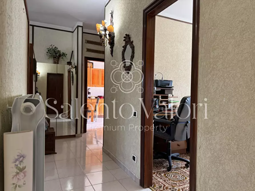 Immagine 6 di Casa bifamiliare in vendita  in Via Agnesi 112 a Casarano