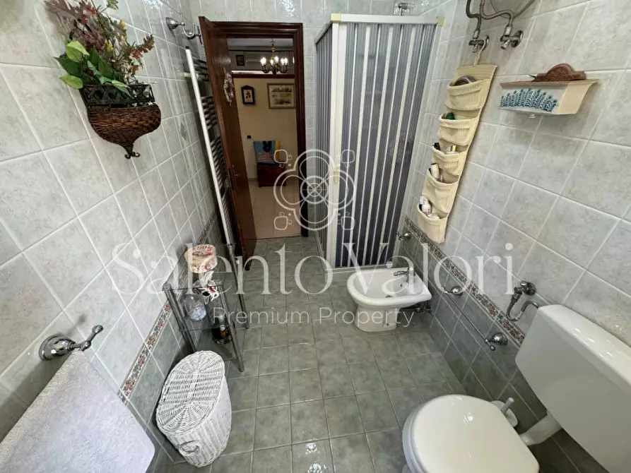 Immagine 14 di Casa bifamiliare in vendita  in Via Agnesi 112 a Casarano