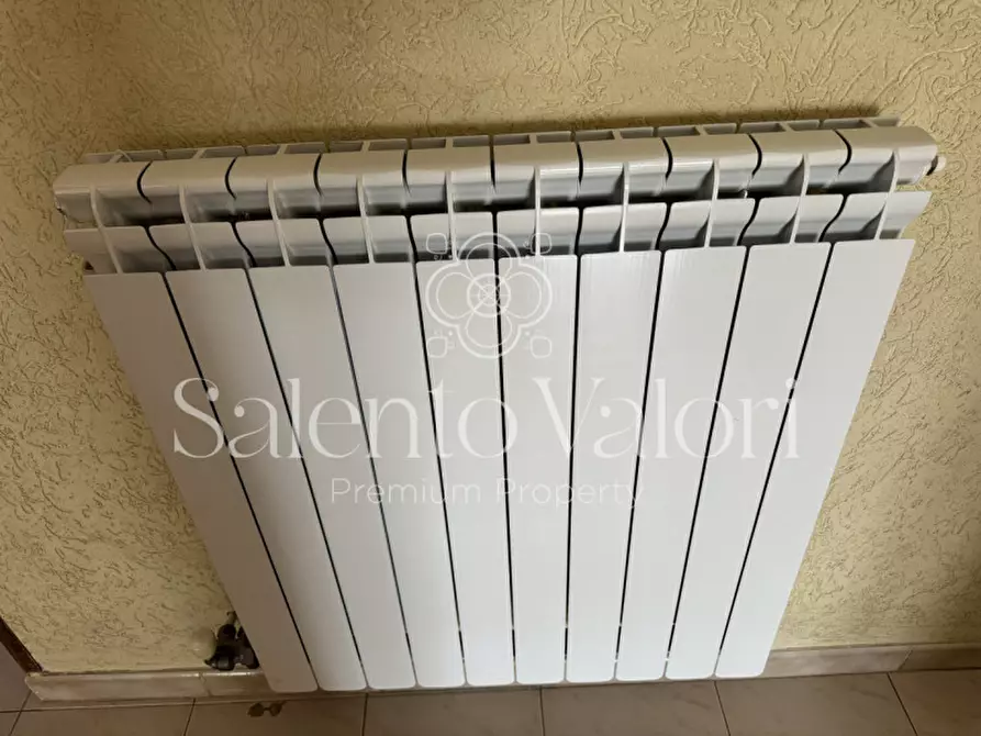 Immagine 16 di Casa bifamiliare in vendita  in Via Agnesi 112 a Casarano