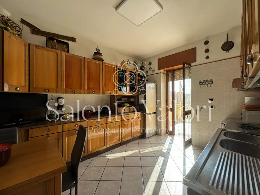 Immagine 24 di Casa bifamiliare in vendita  in Via Agnesi 112 a Casarano