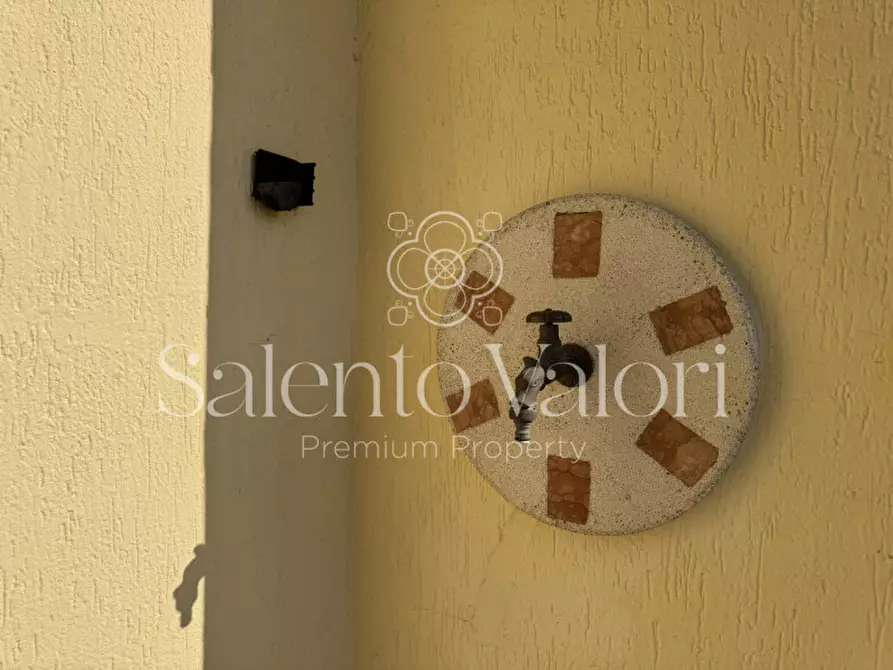 Immagine 29 di Casa bifamiliare in vendita  in Via Agnesi 112 a Casarano