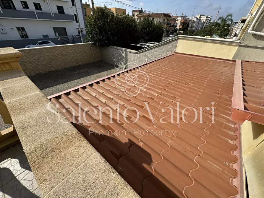 Immagine 34 di Casa bifamiliare in vendita  in Via Agnesi 112 a Casarano