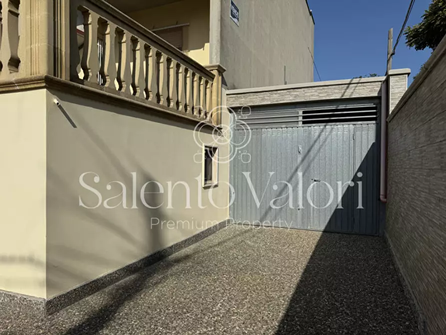 Immagine 46 di Casa bifamiliare in vendita  in Via Agnesi 112 a Casarano
