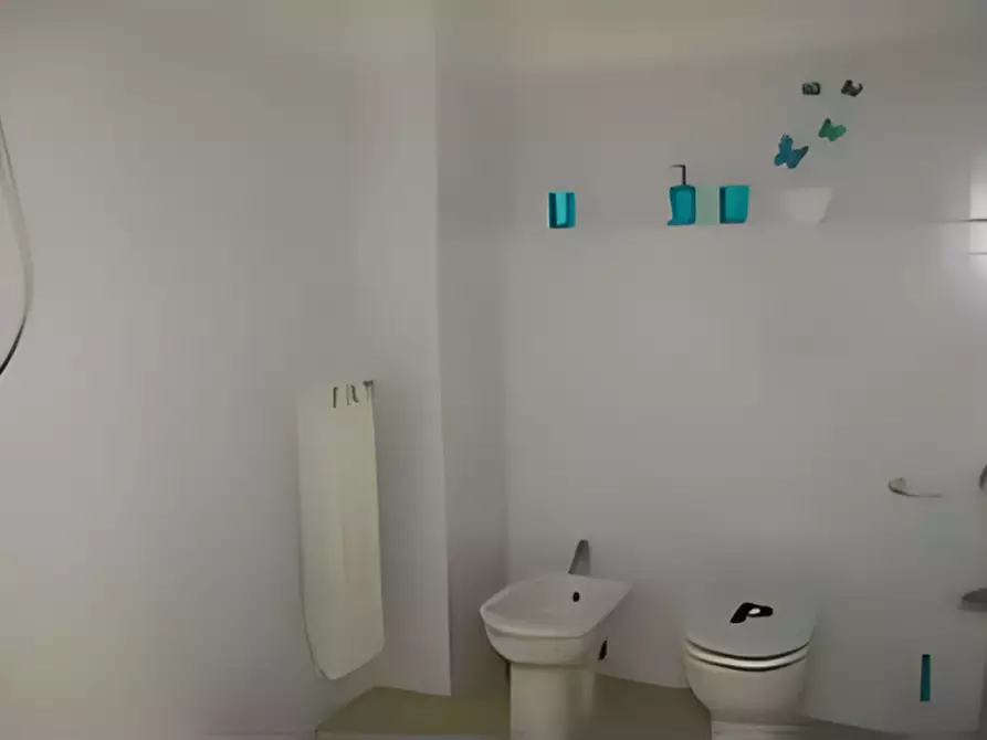 Immagine 8 di Attività commerciale in vendita  in via don giuseppe diana, n. snc a Gubbio