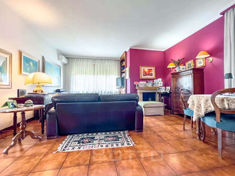 Immagine 6 di Appartamento in vendita  in VIALE VARALLO 200 a Borgosesia