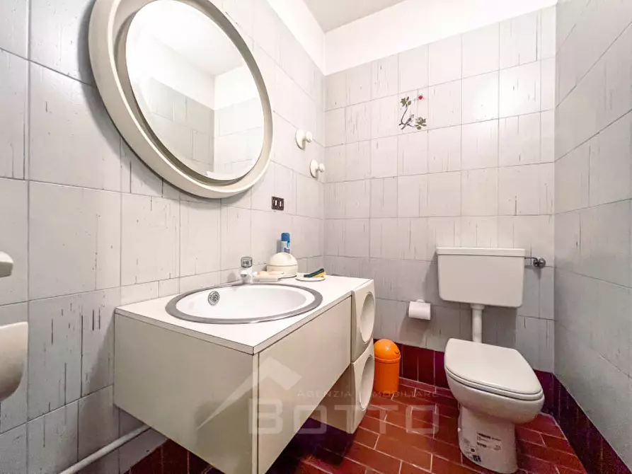 Immagine 28 di Appartamento in vendita  in VIALE VARALLO 200 a Borgosesia