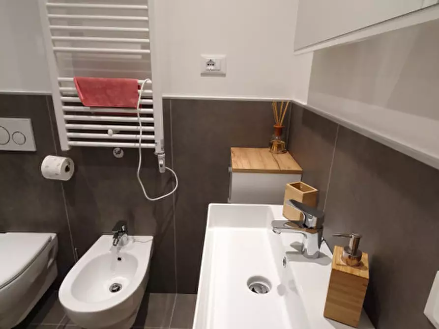 Immagine 17 di Appartamento in vendita  in Via Marco Polo, 11 a Verona