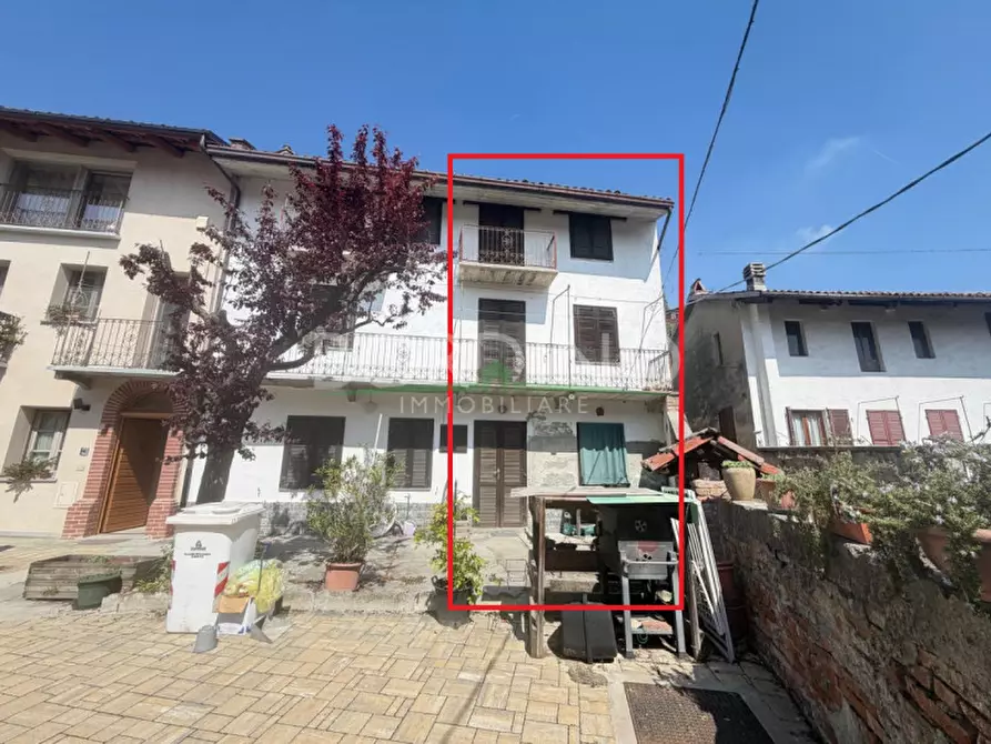 Immagine 2 di Casa indipendente in vendita  in Via Cavour snc a Castellinaldo