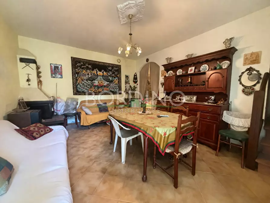 Immagine 5 di Casa indipendente in vendita  in Via Cavour snc a Castellinaldo