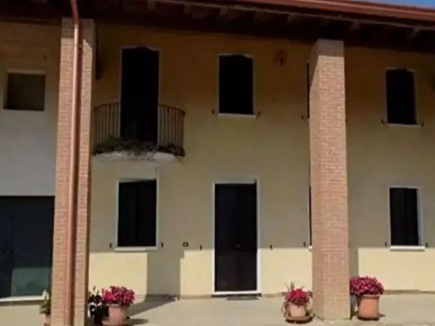 Immagine 1 di Casa bifamiliare in vendita  in Via Calnova, 6 a Salgareda