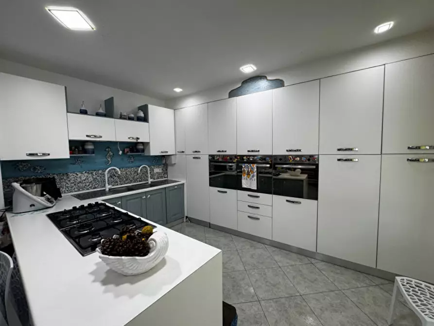 Immagine 9 di Villa in vendita  in Via Nettuno, 127 a Milazzo