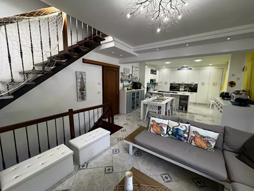 Immagine 32 di Villa in vendita  in Via Nettuno, 127 a Milazzo