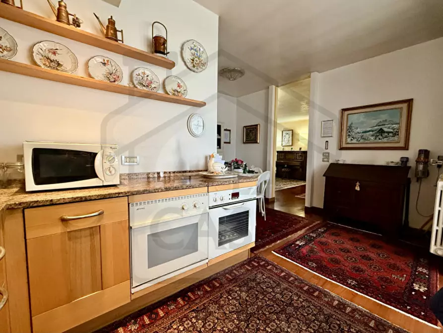 Immagine 26 di Attico in vendita  in Via Padre Leopoldo a Abano Terme