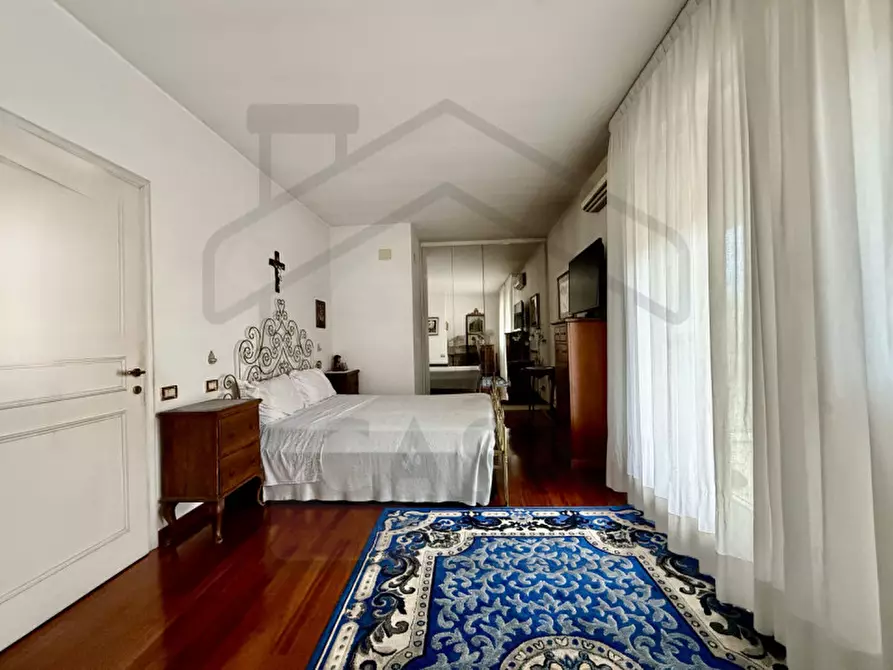 Immagine 32 di Attico in vendita  in Via Padre Leopoldo a Abano Terme