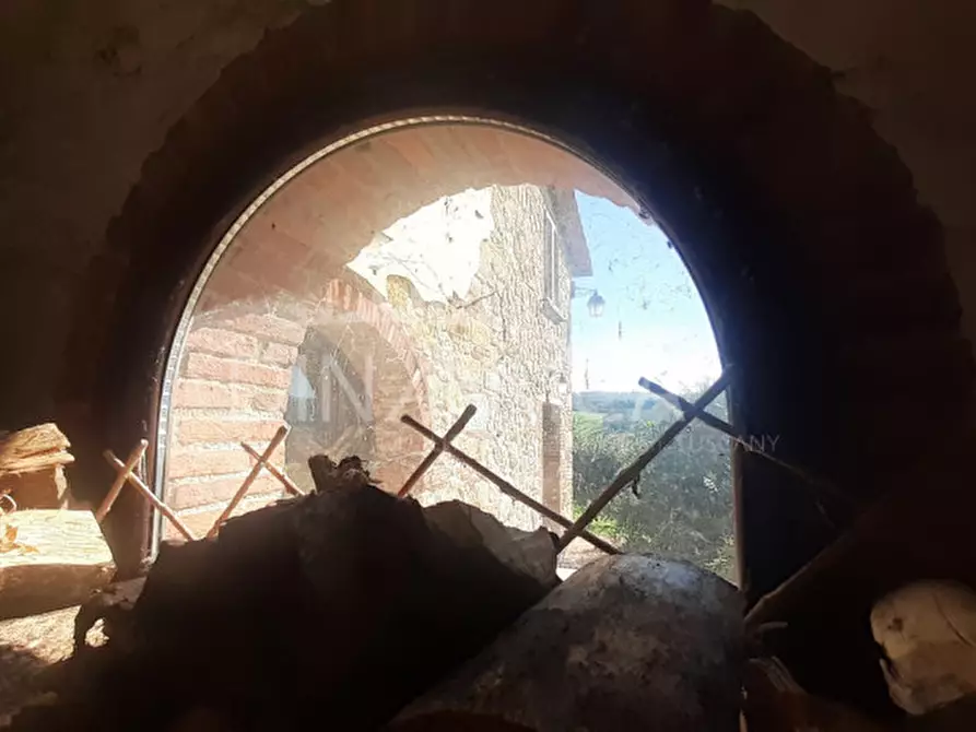 Immagine 28 di Rustico / casale in vendita  a Casciana Terme Lari