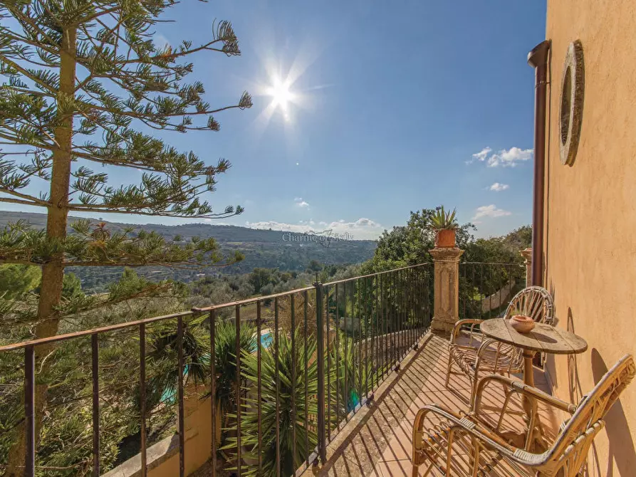 Immagine 5 di Villa in vendita  a Modica