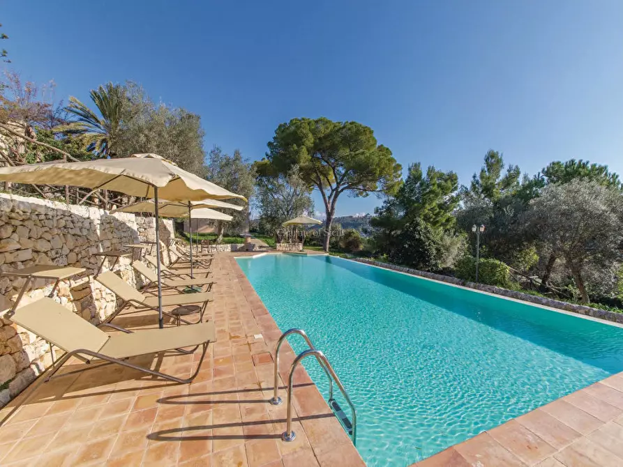 Immagine 6 di Villa in vendita  a Modica