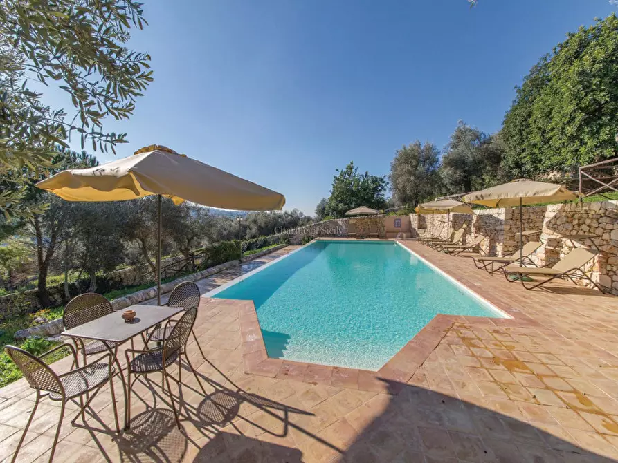 Immagine 7 di Villa in vendita  a Modica