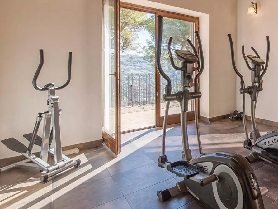 Immagine 23 di Villa in vendita  a Modica