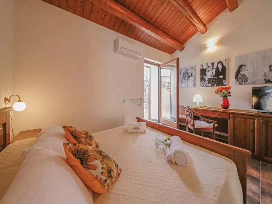 Immagine 25 di Villa in vendita  a Modica