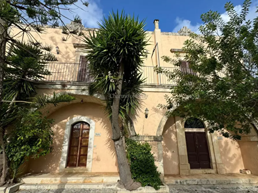 Immagine 74 di Villa in vendita  a Modica