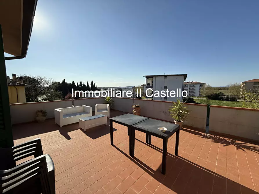 Immagine 3 di Appartamento in vendita  in Via Bruno Buozzi a Castiglione Del Lago